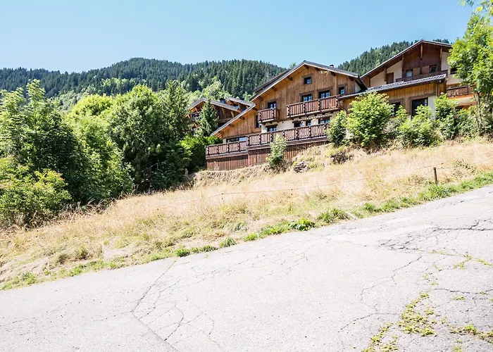 Le Tougne Horská chata