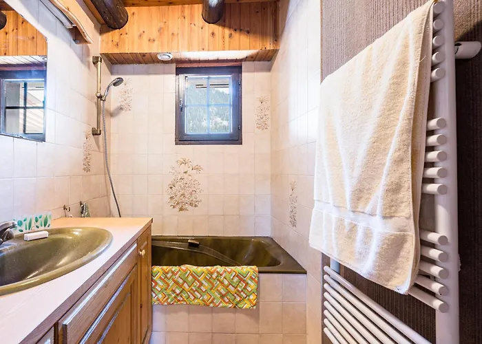 Le Tougne Шале *