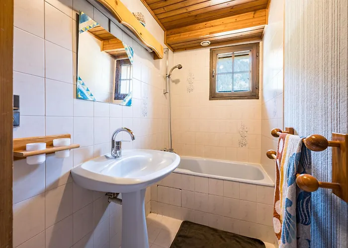 Le Tougne Ла-Плань